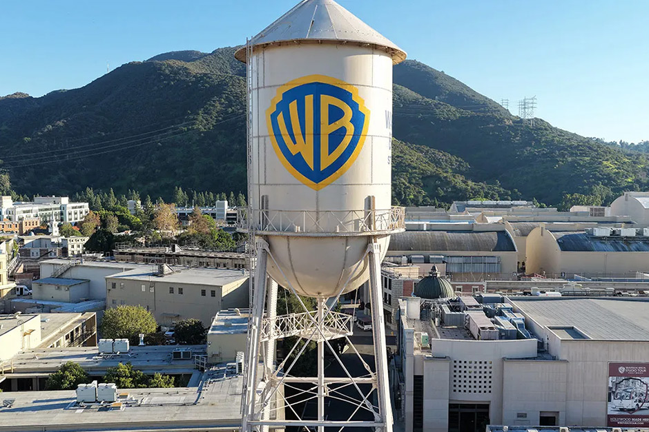 Netflix backs out of buying Warner Bros., giving Paramount a clear shot at a takeover.