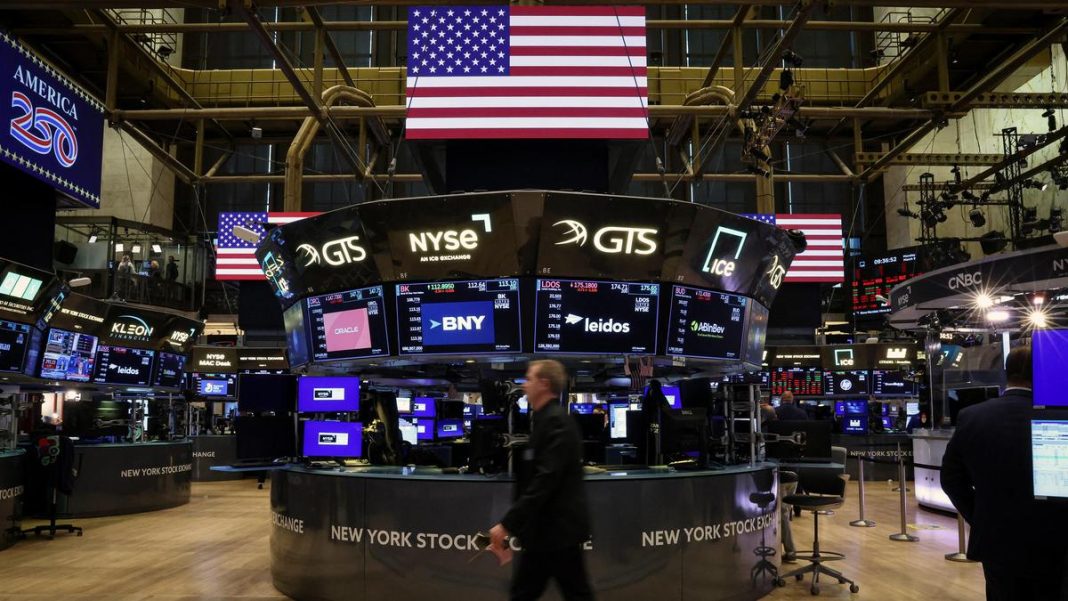 U.S. stocks erase big early loss and rise after oil prices whip back below $90