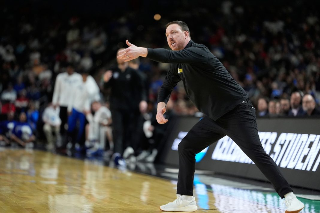 Gerry McNamara's Siena almost pulled off a massive upset, and the rival coach admitted, 'He outcoached me.'
