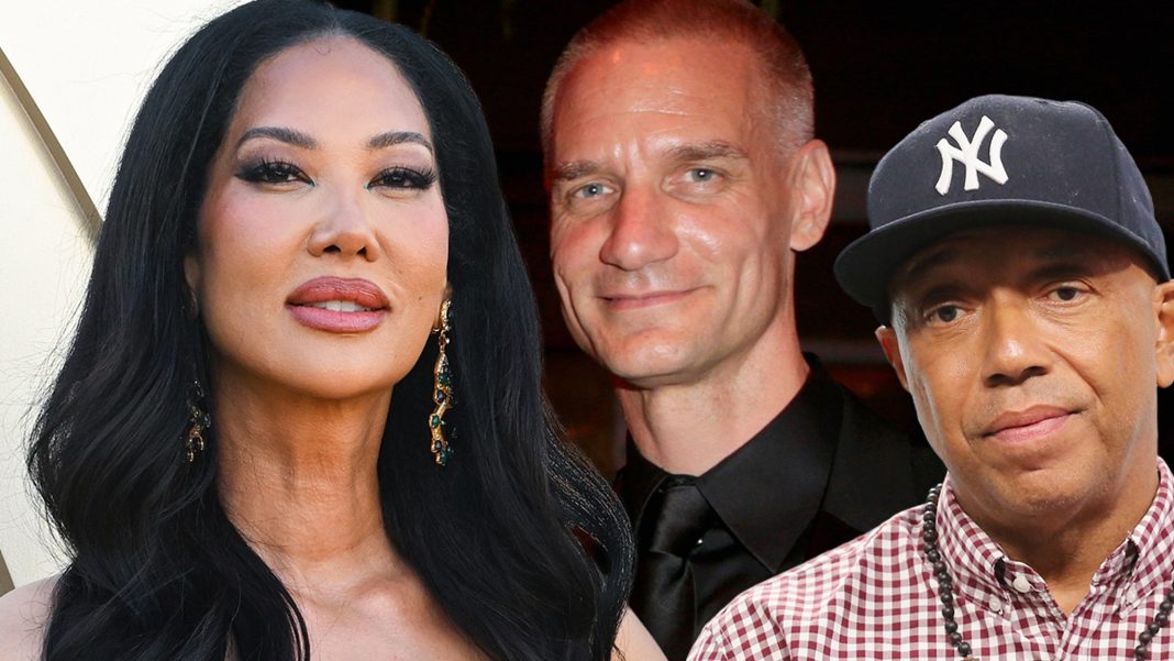 Kimora Lee Simmons wants to drop Russell's last name. Kimora Lee Simmons wants to drop Russell's last name.