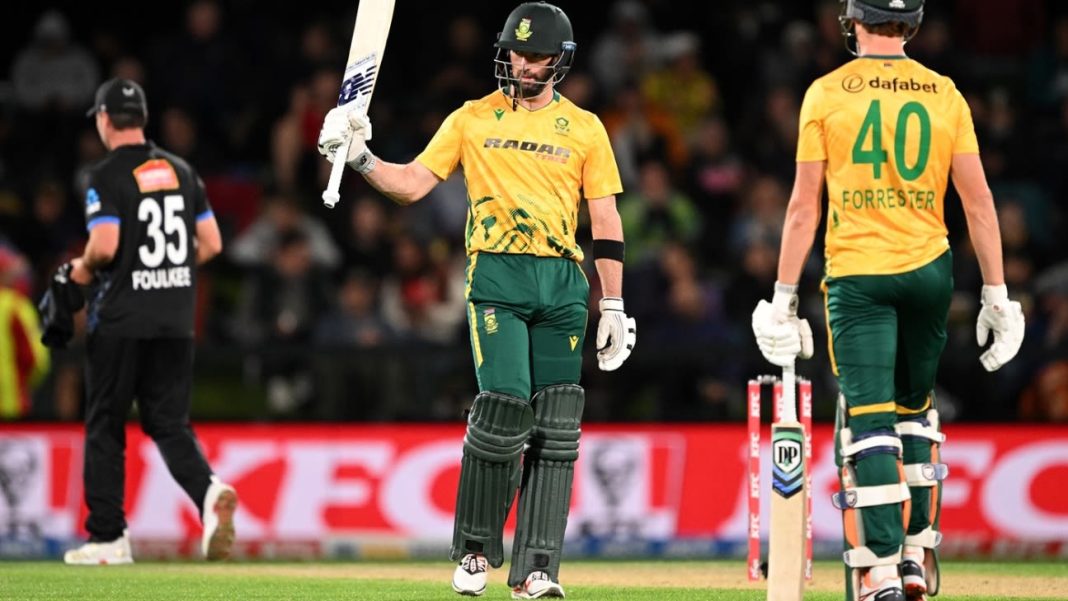 Esterhuizen, bowlers lead South Africa to 3-2 series win