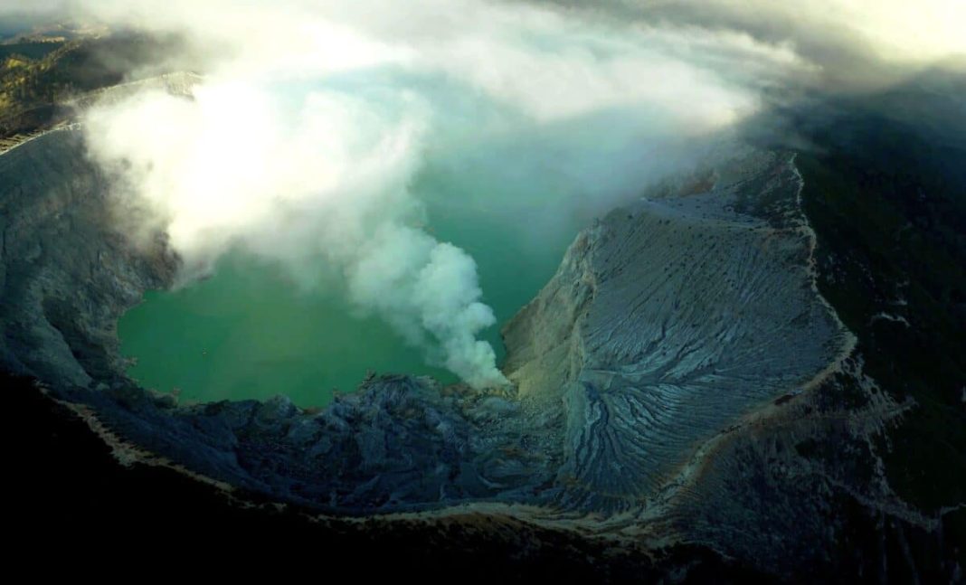 Scientists Unearth Massive 145-Million-Year-Old Volcano Buried Over a Mile Deep Under the Sea