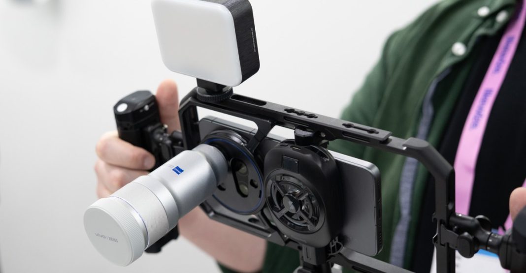 Vivo X300 Ultra Unveils Global Launch with Enhanced Telephoto Camera