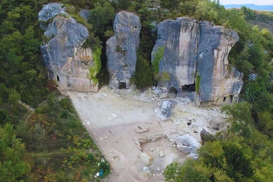 Archaeologists Just Uncovered a Forgotten Society That Lived Hidden Underground for Centuries!