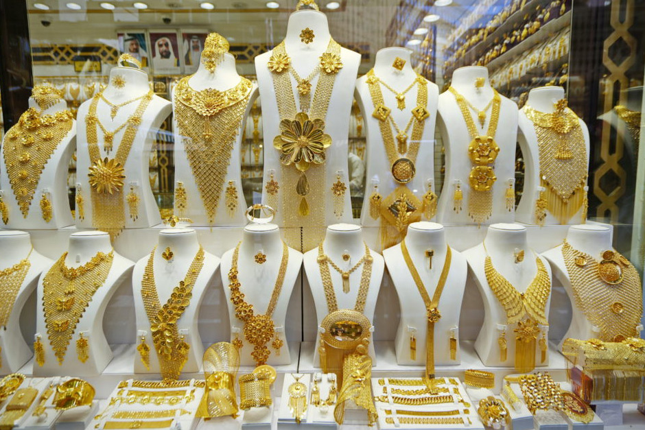 Dubai gold flows curbed as flights halted due to US-Israeli strikes on Iran Dubai gold flows curbed as flights halted due to US-Israeli strikes on Iran