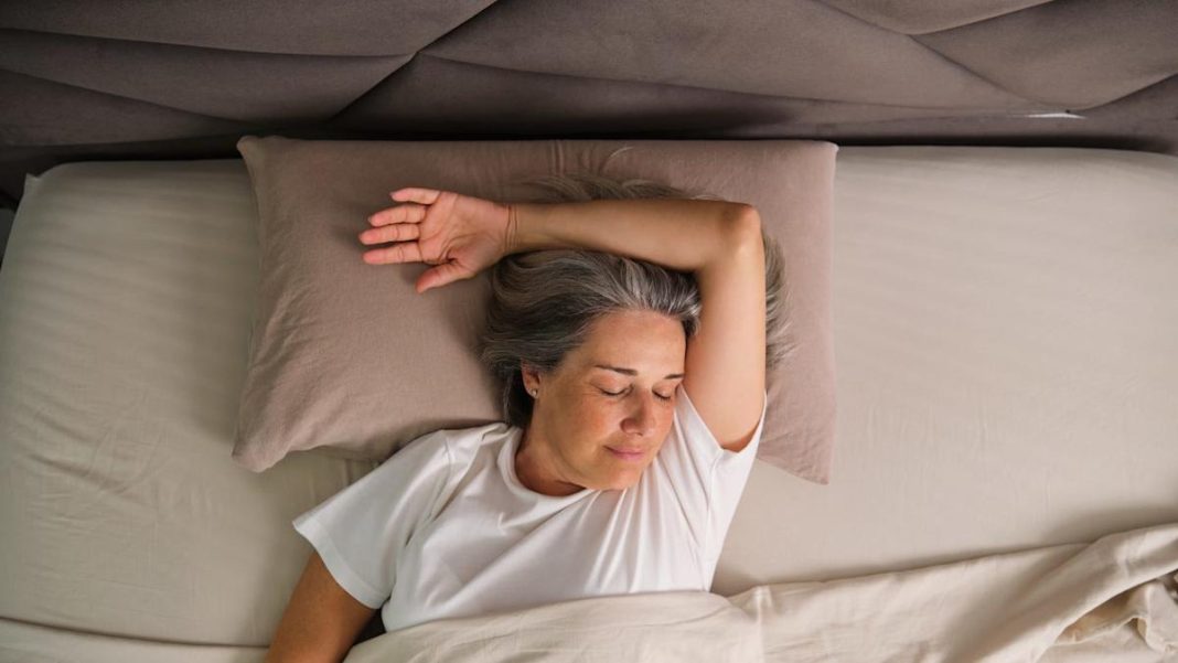 The Sleep Showdown: Melatonin or Magnesium? UK Experts Weigh In