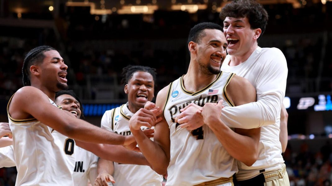 Get the latest on 2026 March Madness: Live scores and updated Men's bracket for Thursday's Sweet 16. Get the latest on 2026 March Madness: Live scores and updated Men's bracket for Thursday's Sweet 16.