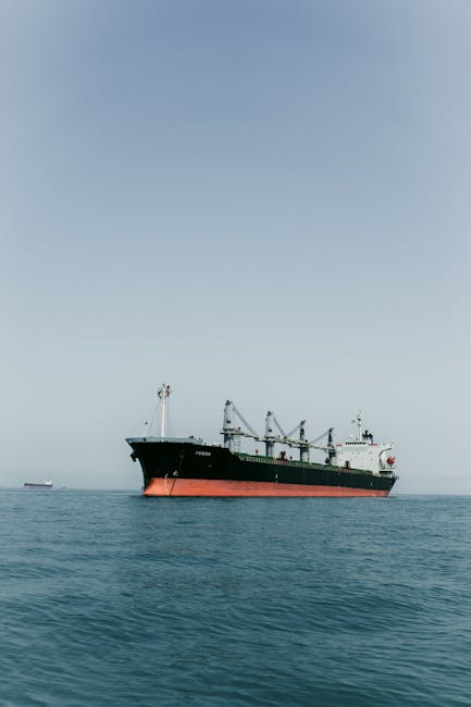 Iraq’s Oil Output Plunges 70% as Gulf Shipping Crisis Deepens