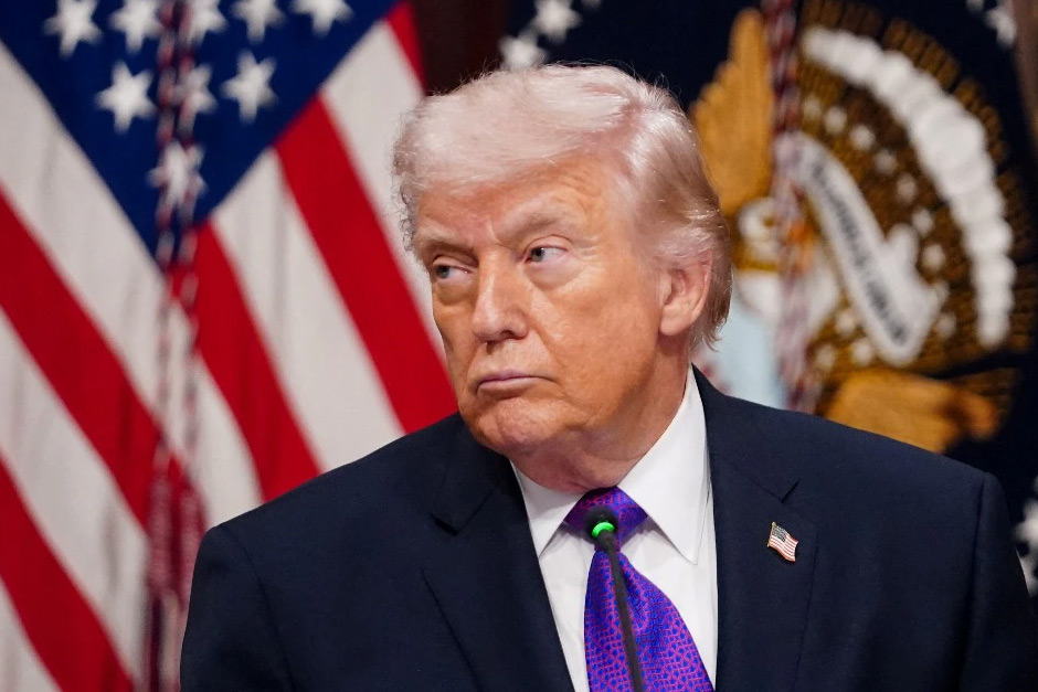 Trump asks Kurds to help the U.S. in Iran, and offers them support.