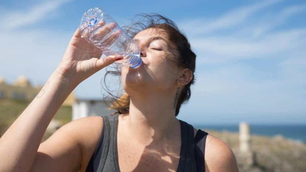 Extreme heat increases risk of heatstroke, 4 prevention tips to follow Extreme heat increases risk of heatstroke, 4 prevention tips to follow