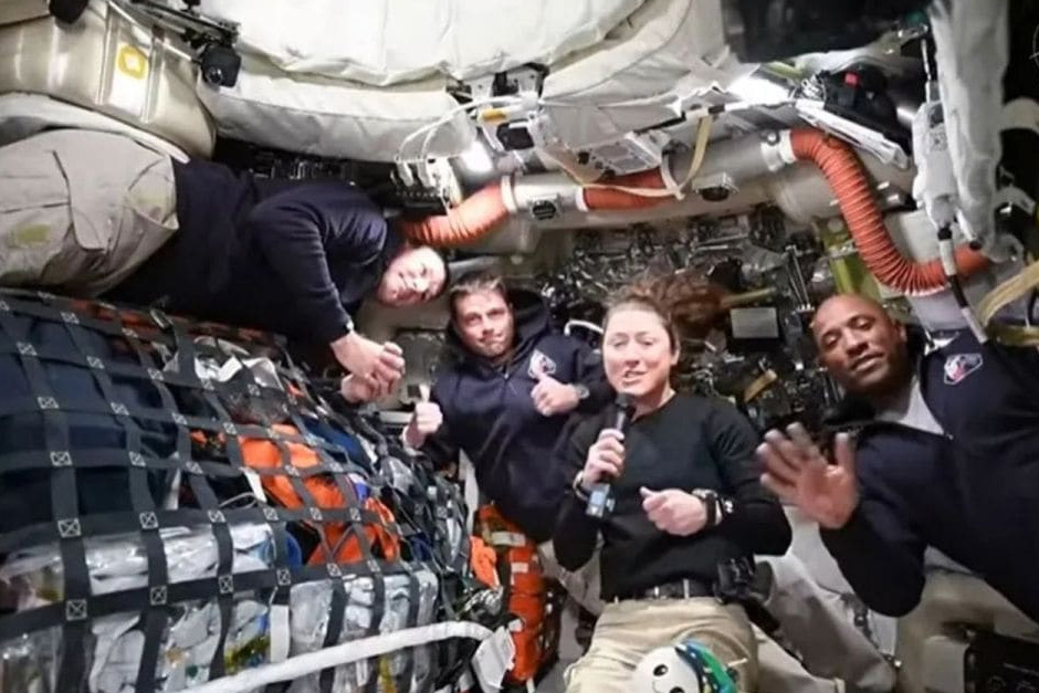 NASA Greenlights 6-Minute Engine Burn for Artemis II Moon Journey