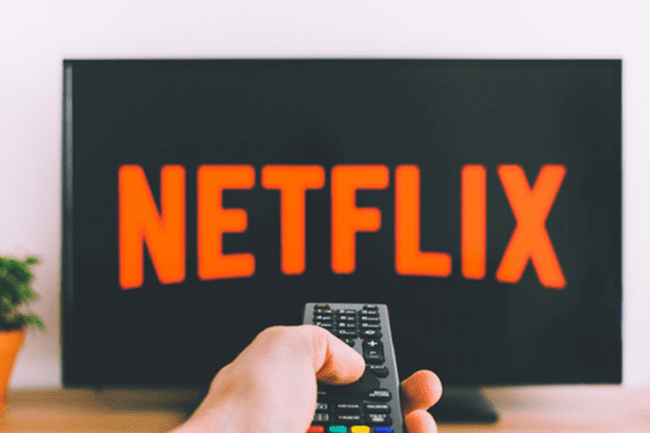 Netflix stock is down 10% after a weak Q2 forecast, and co-founder Hastings is stepping down. Netflix stock is down 10% after a weak Q2 forecast, and co-founder Hastings is stepping down.