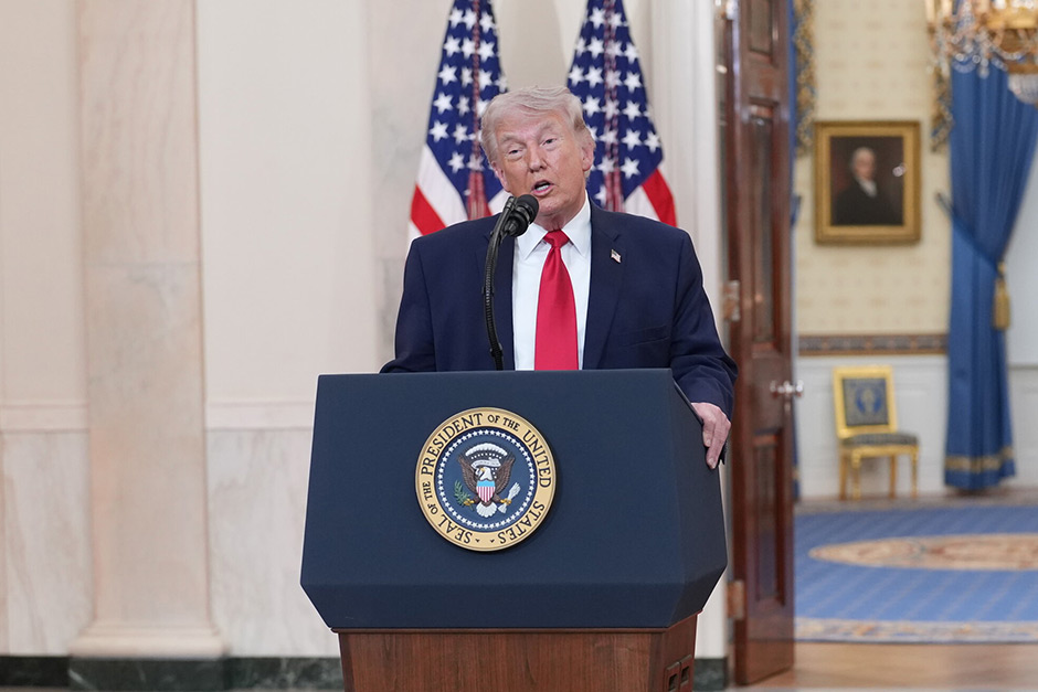 Live Updates: Iran announces new strikes on U.S., Israeli targets hours ahead of Trump speech as he threatens to pull U.S. out of NATO Live Updates: Iran announces new strikes on U.S., Israeli targets hours ahead of Trump speech as he threatens to pull U.S. out of NATO