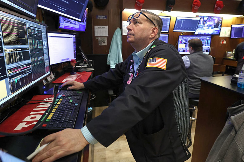 Dow rallies 1,000 points, S&P 500 tops 7,100 for the first time after Iran declares Strait of Hormuz open: Live updates