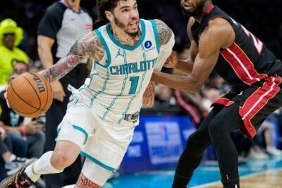 Hornets Sting Heat in Play-In Shocker: Miami Falls Short in Nail-Biter