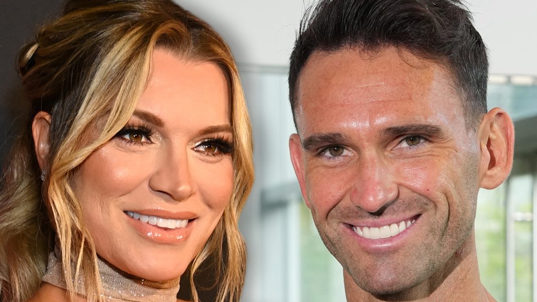 Lindsay Hubbard just unblocked Carl Radke, right in the middle of all that 'Summer House' drama.