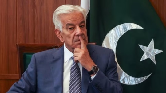 Pak response to attack would be decisive: Khawaja Asif fires back at India Pak response to attack would be decisive: Khawaja Asif fires back at India