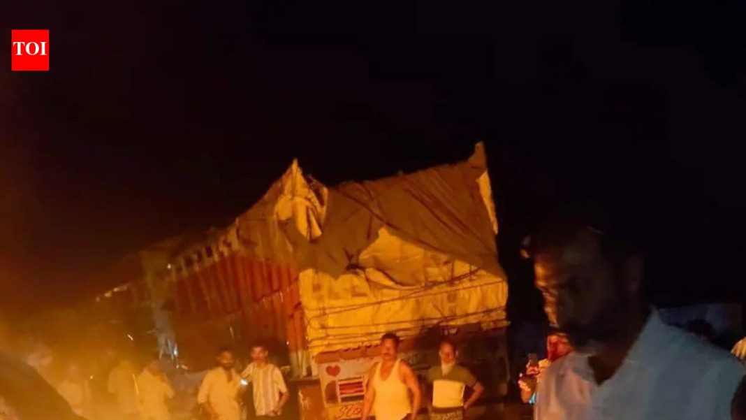 11 killed in collision involving multiple vehicles in Mirzapur