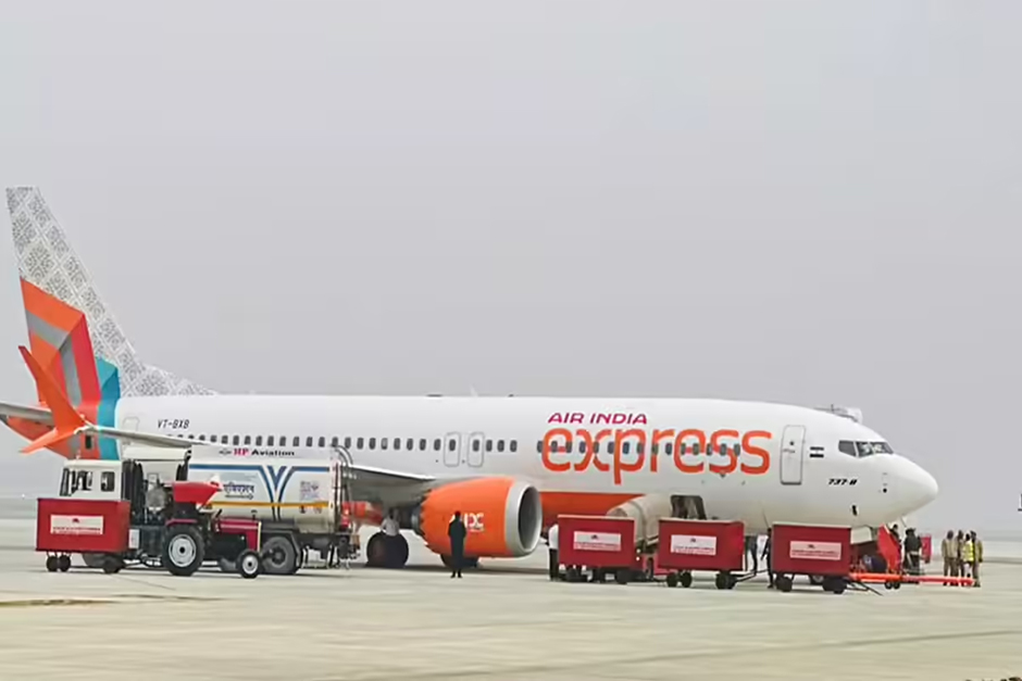 After mid-air Mayday call, Delhi-bound Air India Express flight makes emergency landing in Lucknow with 148 on board After mid-air Mayday call, Delhi-bound Air India Express flight makes emergency landing in Lucknow with 148 on board