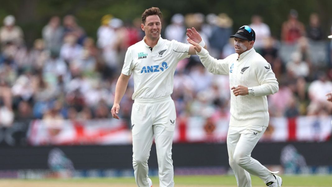 Ireland opt to bowl; Matt Henry ruled out of Test with injury Ireland opt to bowl; Matt Henry ruled out of Test with injury
