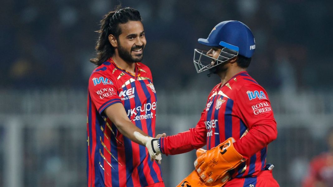 Unchanged RCB bowl; LSG make three changes in Lucknow clash