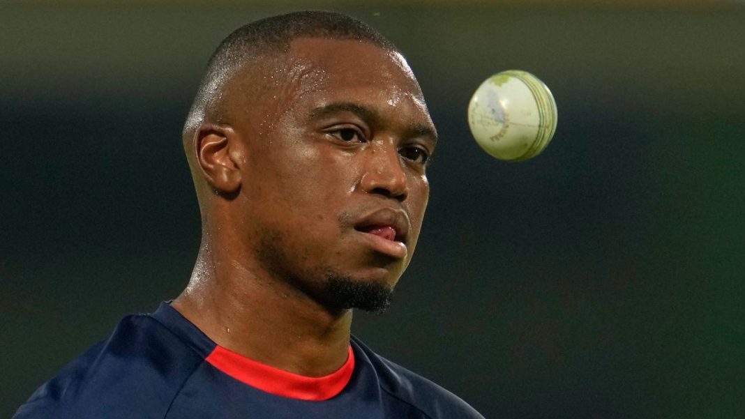 Ngidi replaces Jamieson as DC bat; Hosein, Gurjapneet back for CSK