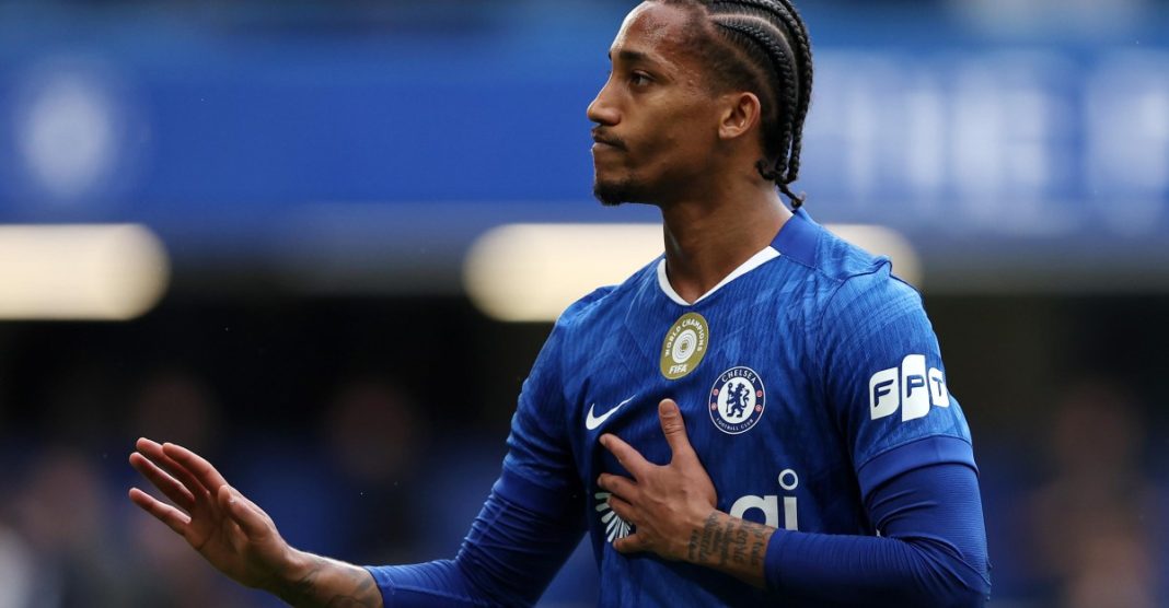 ‘He’d score a lot’ - Joao Pedro urged to leave Chelsea and join Raphinha and Lamine Yamal at Barcelona