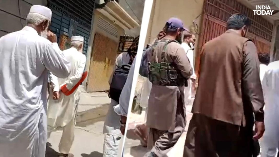 Hizbul chief, Al-Badr supremo: Top terrorists attend Pulwama mastermind's funeral Hizbul chief, Al-Badr supremo: Top terrorists attend Pulwama mastermind's funeral
