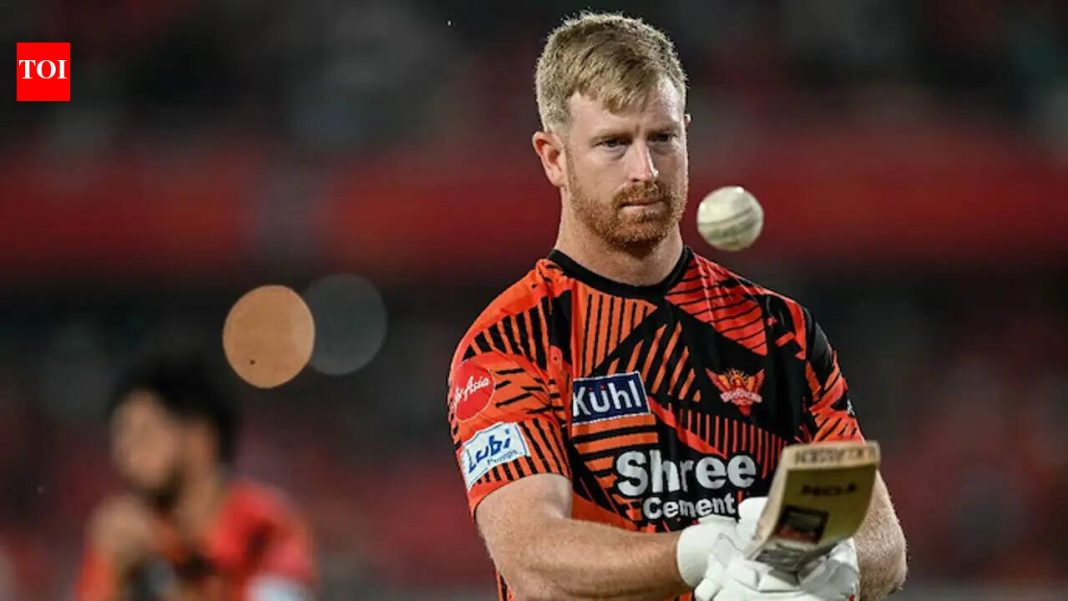 'You'll be on the floor!' Furious Heinrich Klaasen loses cool as fan films his family, ugly confrontation caught on camera - WATCH