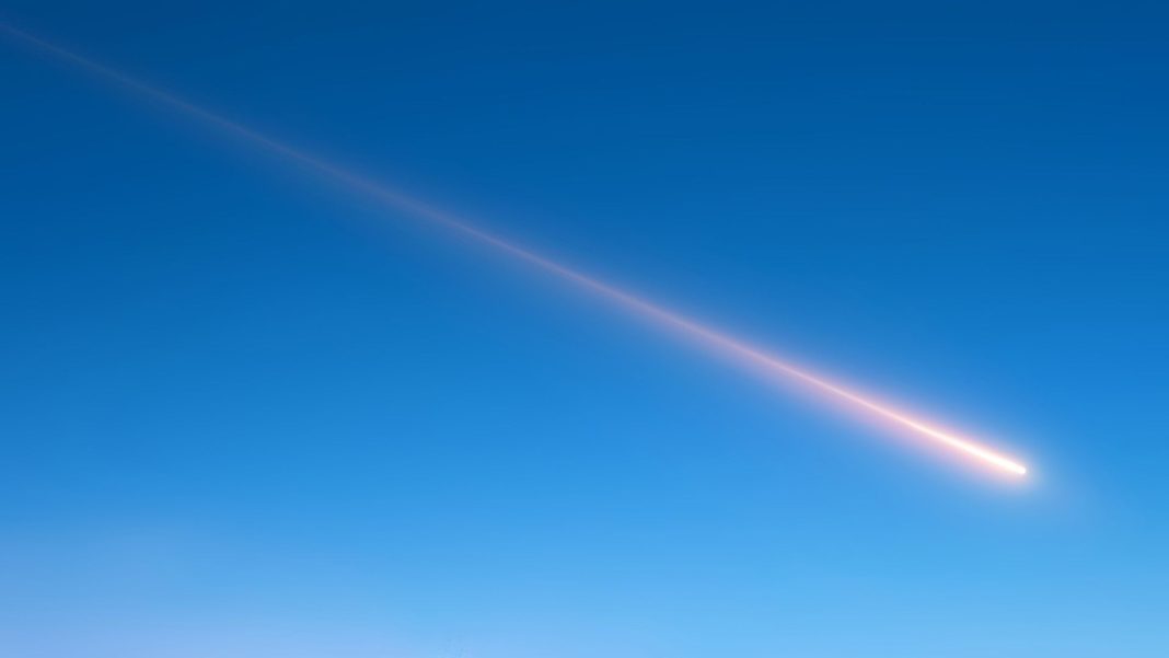 NASA confirms fireball meteor exploded over northeastern US with force of 230 tons of TNT NASA confirms fireball meteor exploded over northeastern US with force of 230 tons of TNT