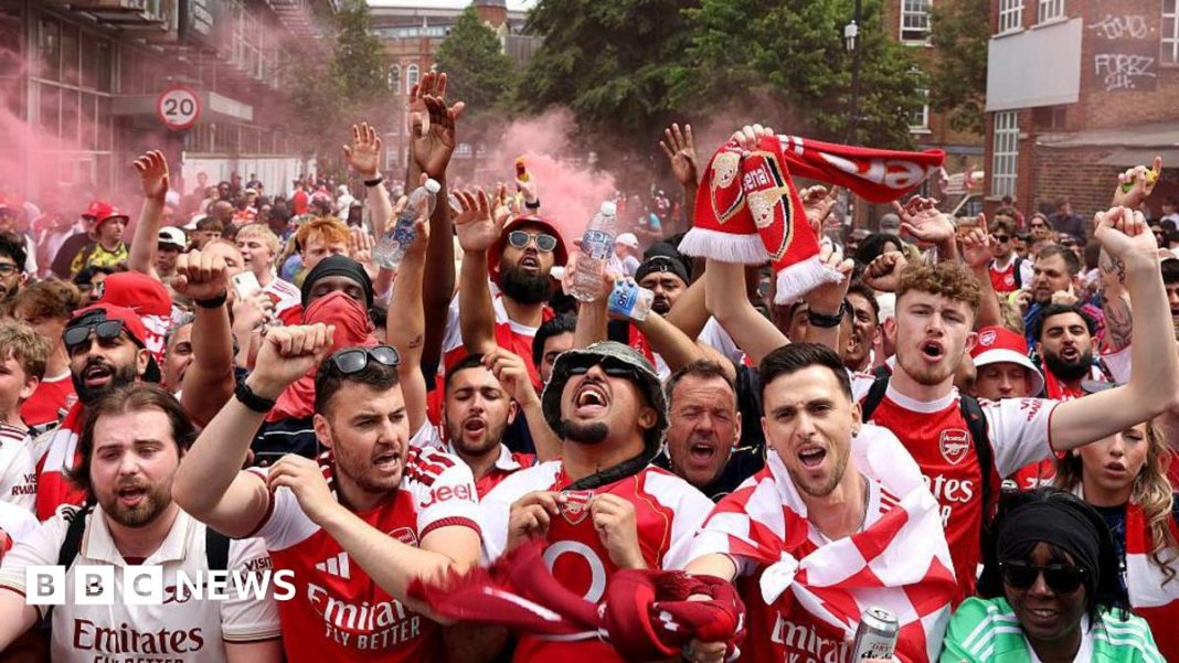 Arsenal's team will parade through north London to celebrate their Premier League title.